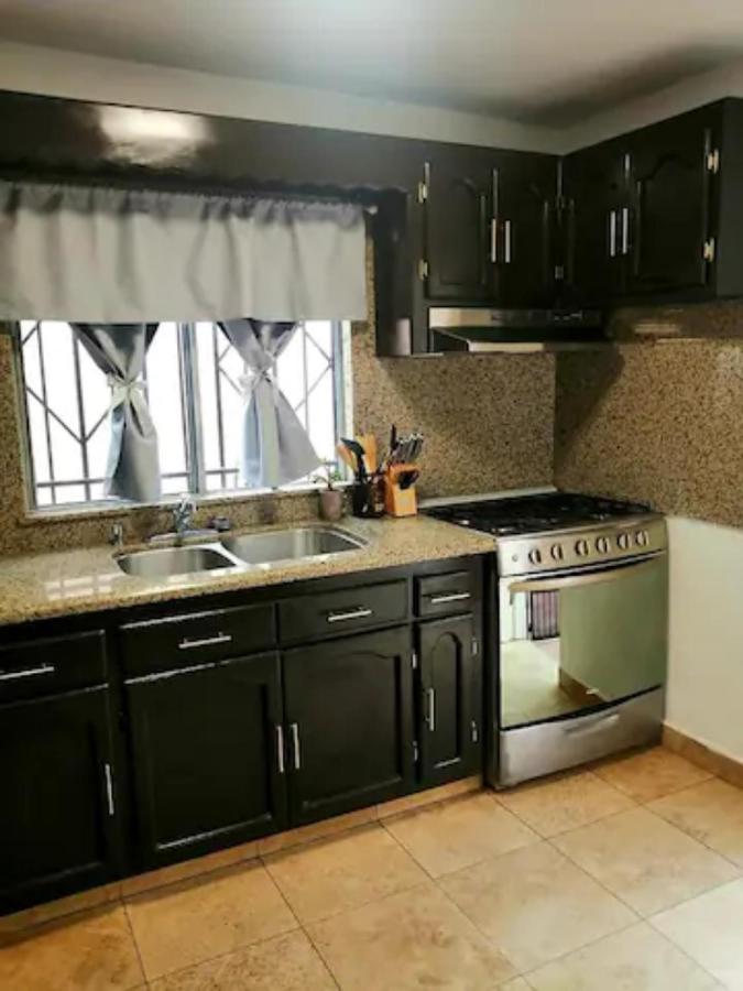 Cozy Casita En Playas De Hébergement de vacances Tijuana